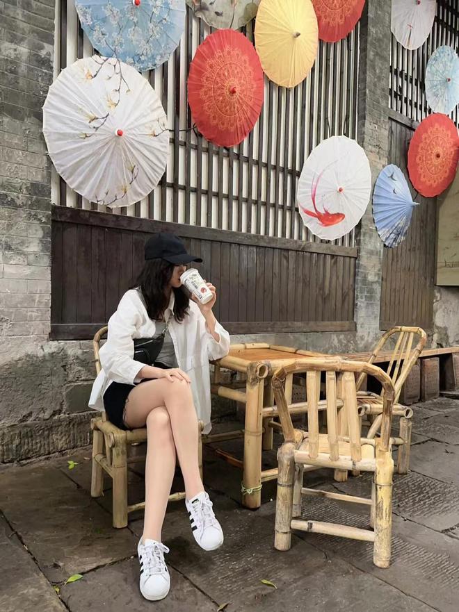 费多少行程景点+住宿安排+美食推荐麻将胡了app去重庆旅游跟团人均花(图4)